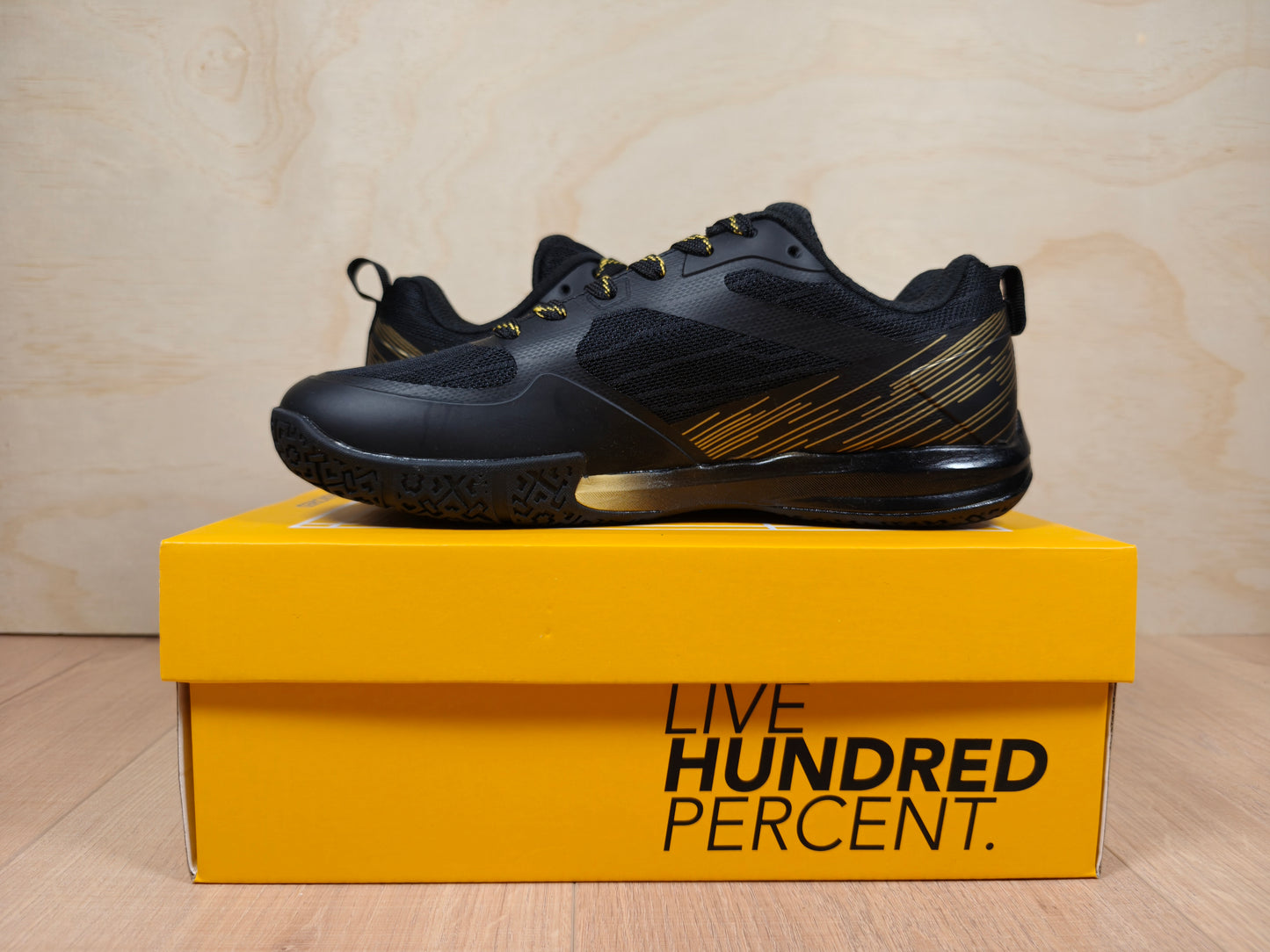 Hundred Beast Max Black/Gold Badminton Shoes